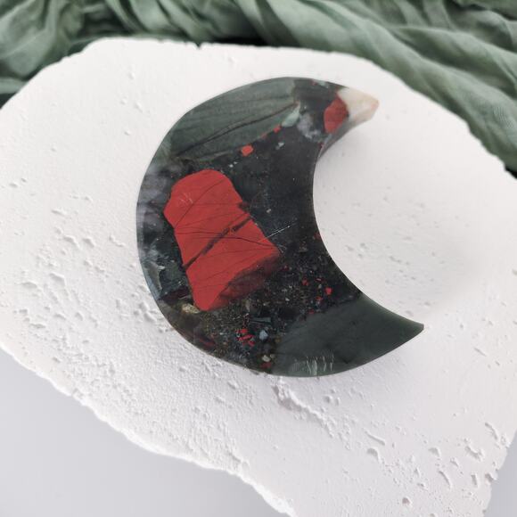 African Bloodstone Moon Crystal Carving - Picture 3 of 6